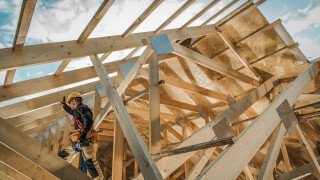 Holzbau / Dach / Gebäudehülle